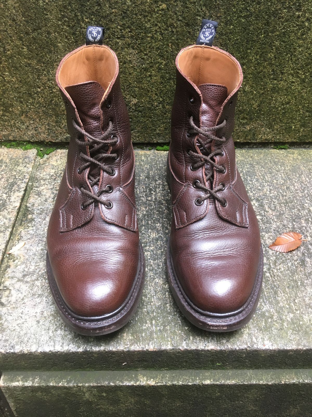 Photo by doublekicks on November 1, 2022 of the Tricker's Burford Plain Derby Boot in Dark Brown Olivia Scotch Grain.