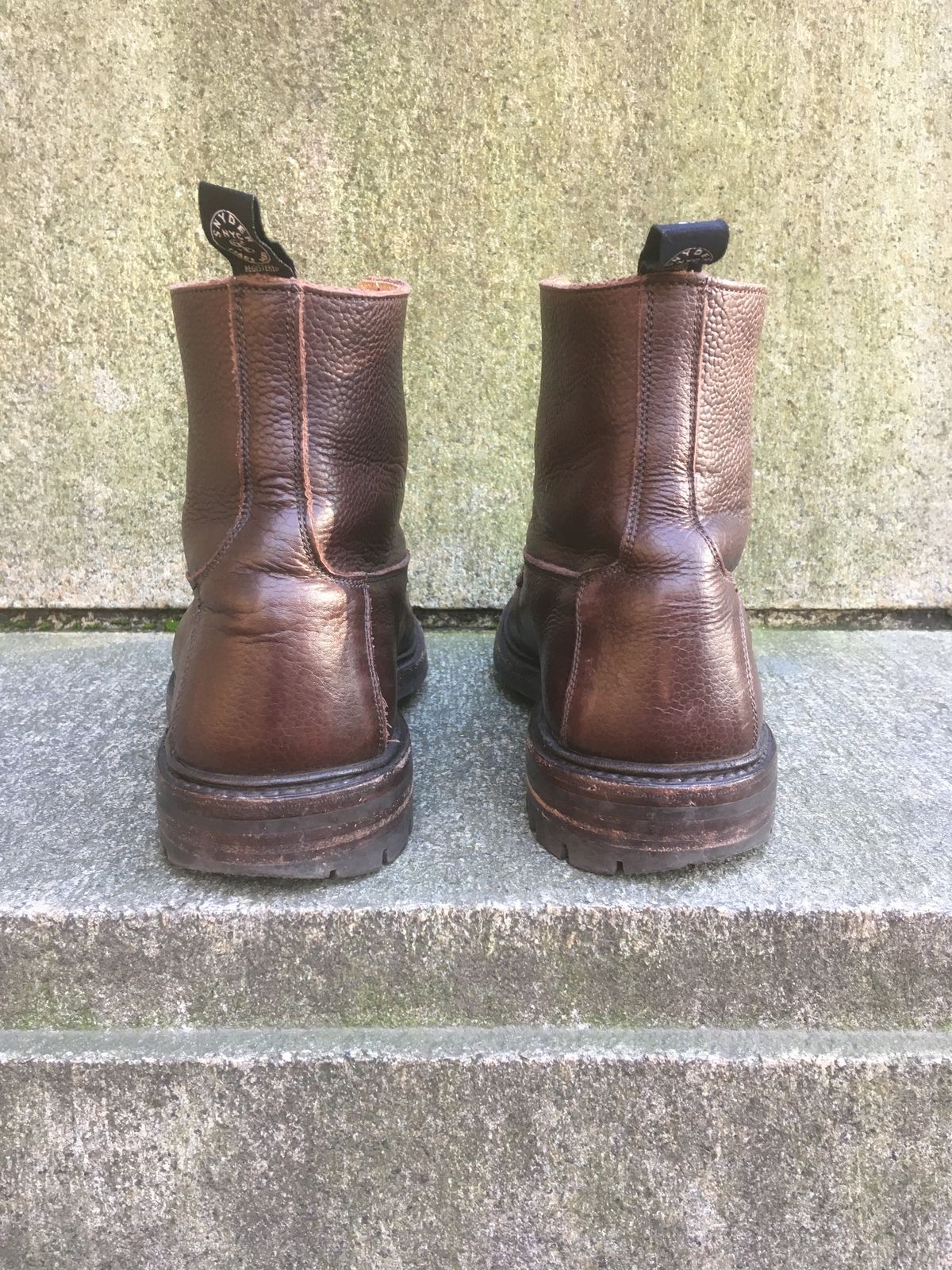 Photo by doublekicks on January 1, 2023 of the Tricker's Burford Plain Derby Boot in Dark Brown Olivia Scotch Grain.