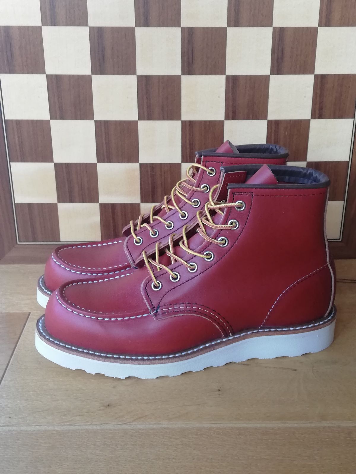 Photo by Lukas_castle on October 1, 2023 of the Red Wing 6-Inch Classic Moc in S.B. Foot Oro-Russet Portage.