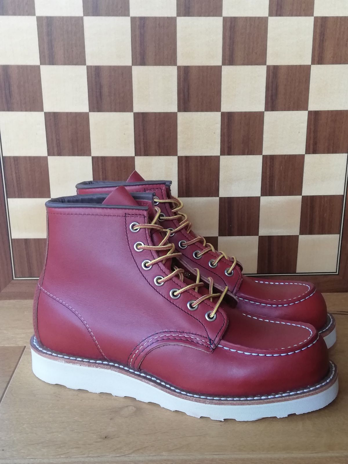 Photo by Lukas_castle on October 1, 2023 of the Red Wing 6-Inch Classic Moc in S.B. Foot Oro-Russet Portage.