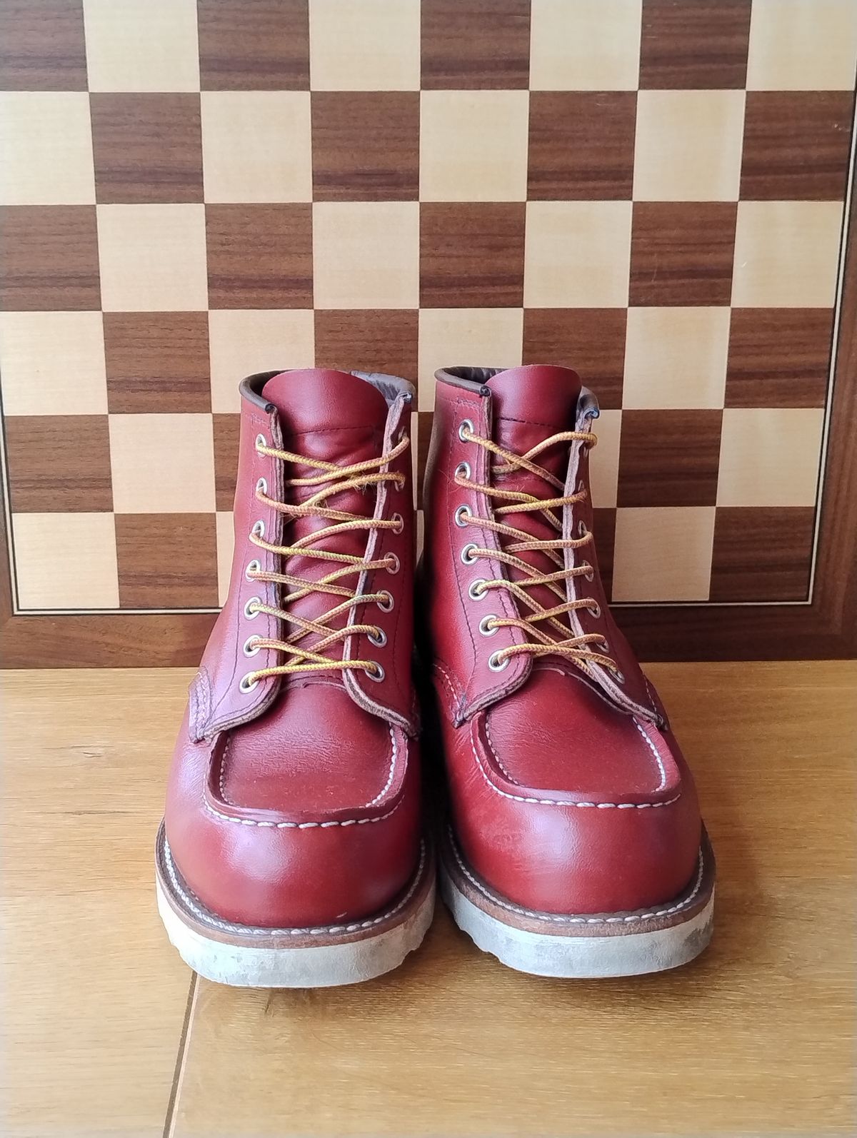 Photo by Lukas_castle on December 4, 2023 of the Red Wing 6-Inch Classic Moc in S.B. Foot Oro-Russet Portage.