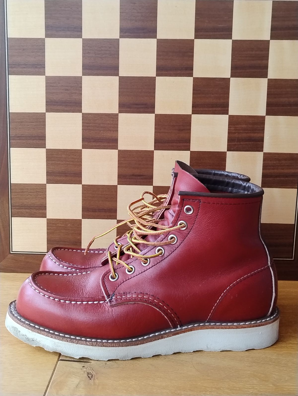 Photo by Lukas_castle on December 4, 2023 of the Red Wing 6-Inch Classic Moc in S.B. Foot Oro-Russet Portage.