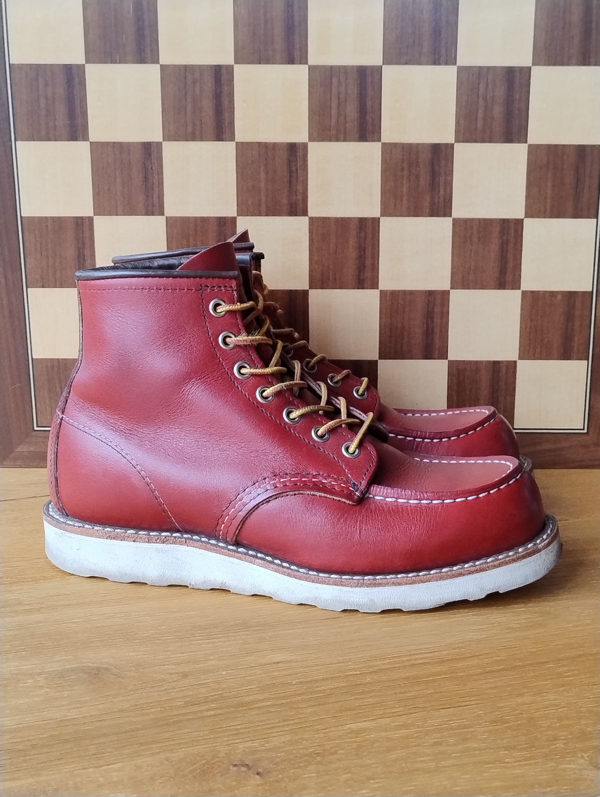 Photo by Lukas_castle on February 2, 2024 of the Red Wing 6-Inch Classic Moc in S.B. Foot Oro-Russet Portage.