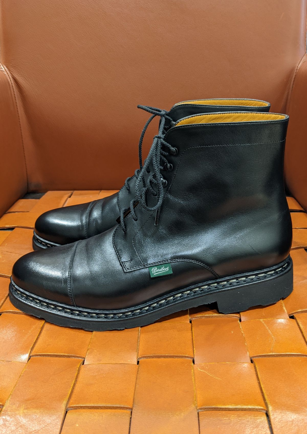 Photo by Vonfeld on October 1, 2022 of the Paraboot Unlisted Model in Unknown Leather.