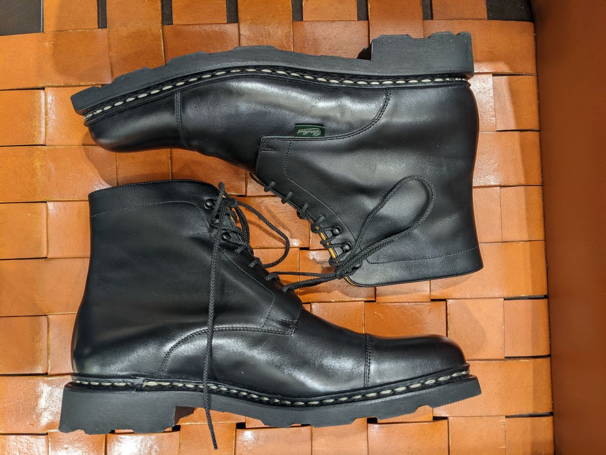 Photo by Vonfeld on October 1, 2022 of the Paraboot Unlisted Model in Unknown Leather.