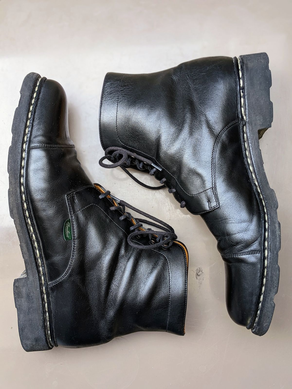 Photo by Vonfeld on November 2, 2022 of the Paraboot Unlisted Model in Unknown Leather.