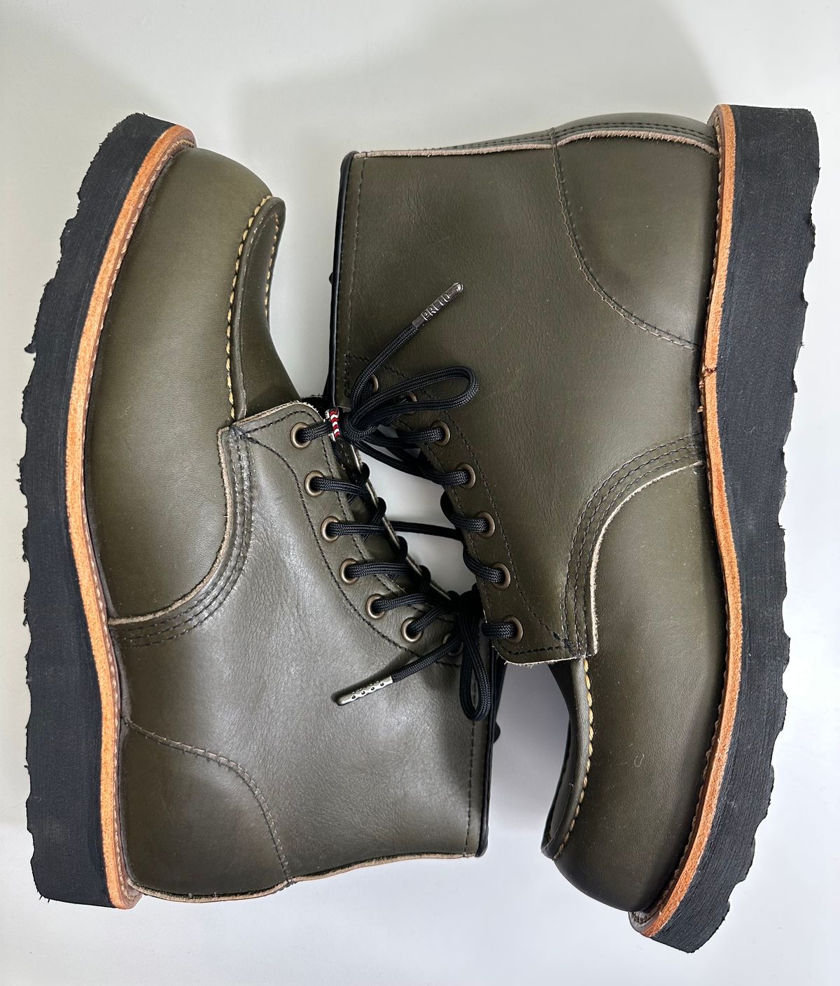 Photo by boots_and_all_ on November 1, 2023 of the Red Wing 6-Inch Classic Moc in S.B. Foot Alpine Portage.