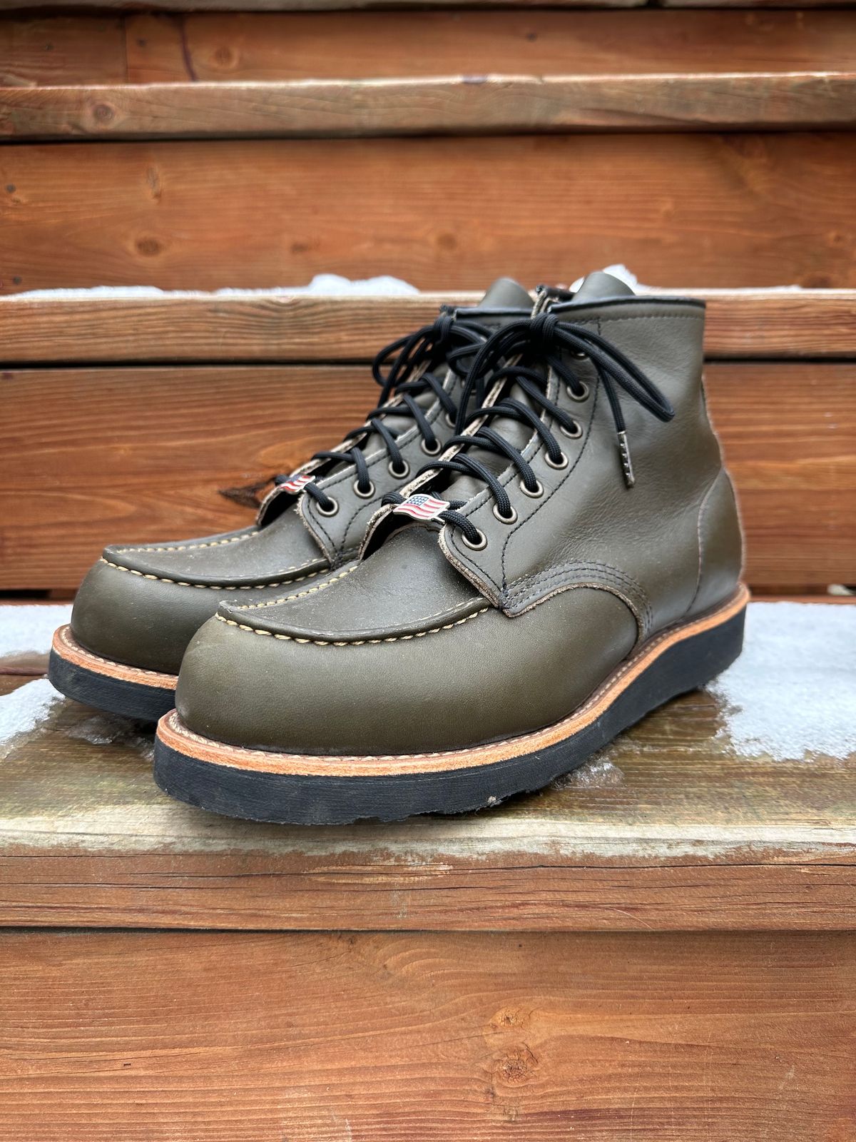 Photo by boots_and_all_ on January 4, 2024 of the Red Wing 6-Inch Classic Moc in S.B. Foot Alpine Portage.