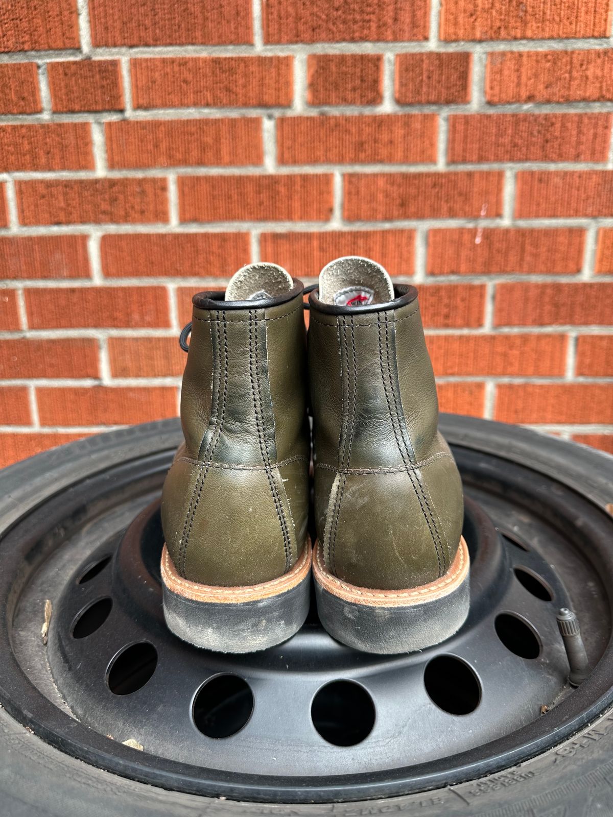 Photo by boots_and_all_ on February 5, 2024 of the Red Wing 6-Inch Classic Moc in S.B. Foot Alpine Portage.