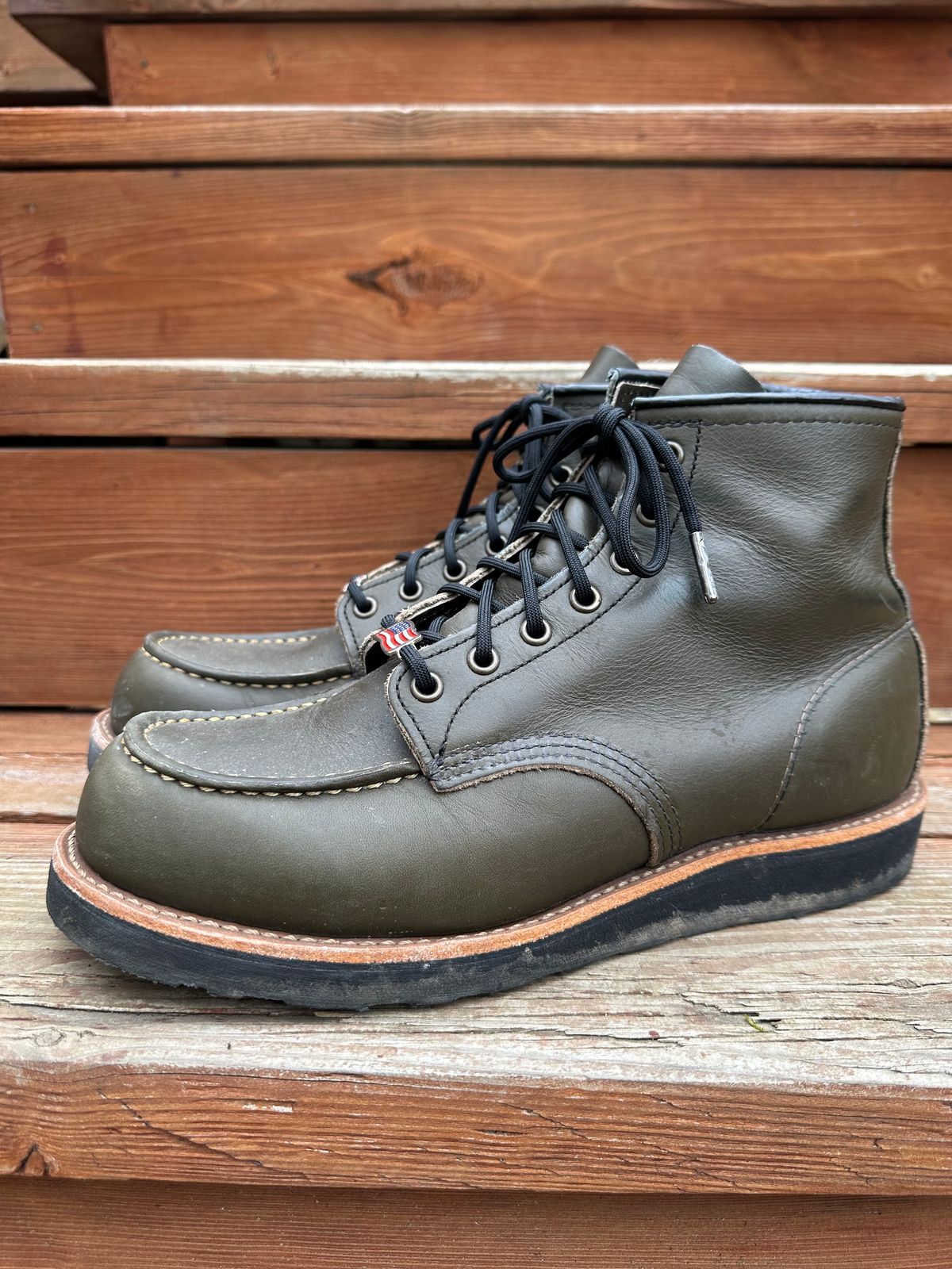 Photo by boots_and_all_ on March 4, 2024 of the Red Wing 6-Inch Classic Moc in S.B. Foot Alpine Portage.