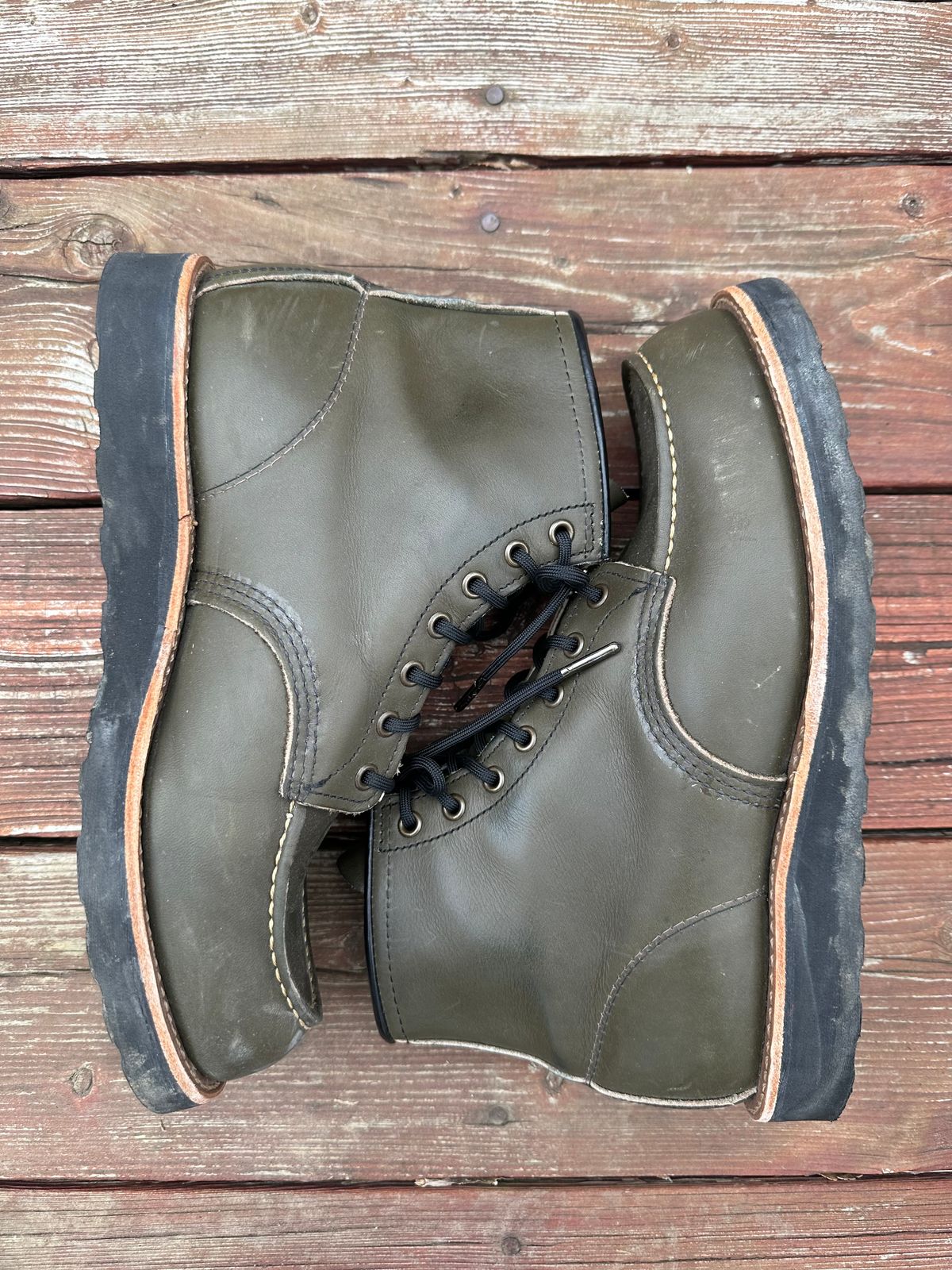 Photo by boots_and_all_ on March 4, 2024 of the Red Wing 6-Inch Classic Moc in S.B. Foot Alpine Portage.