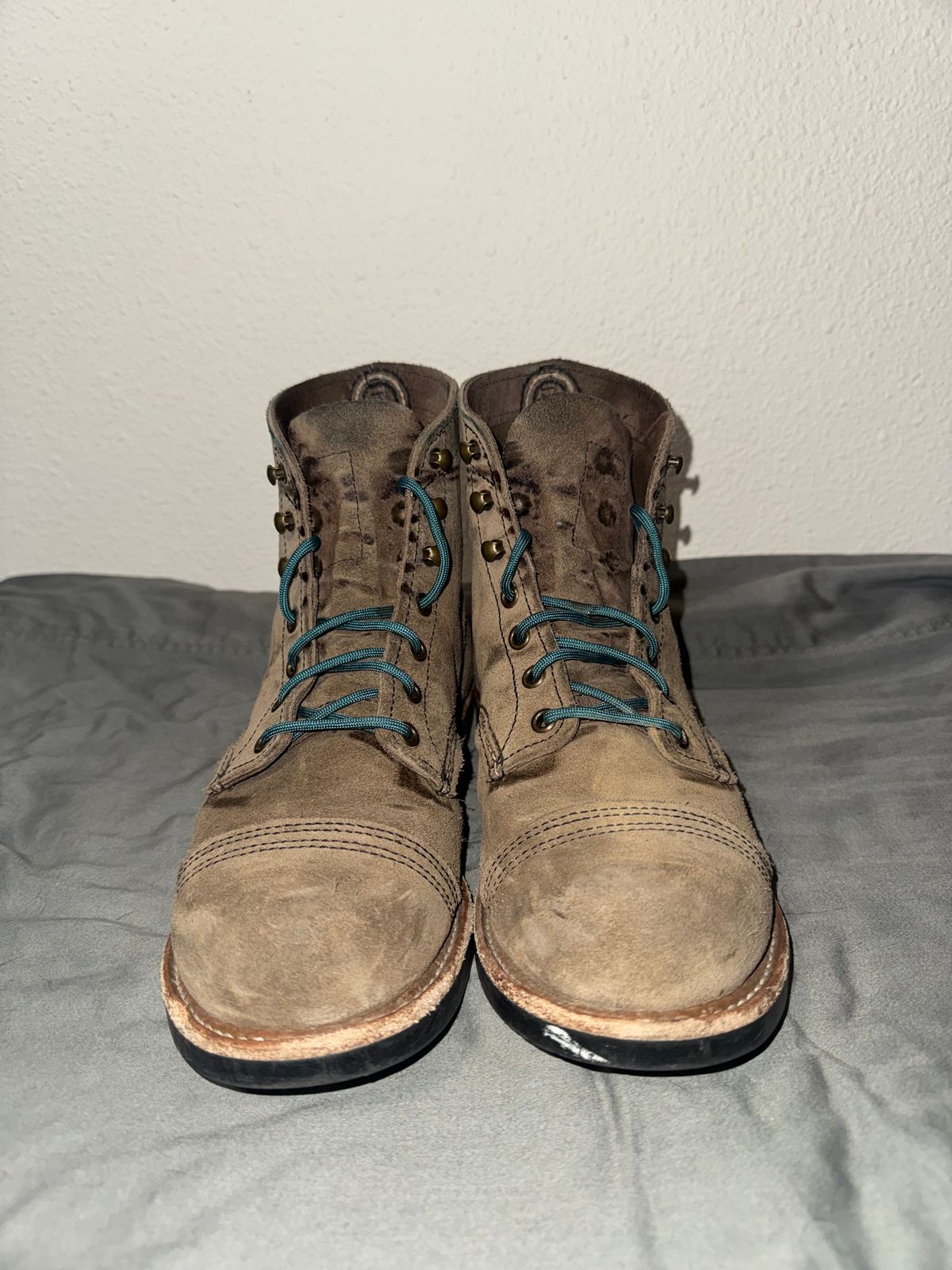 Photo by 617reasonswhy on November 3, 2025 of the Red Wing Iron Ranger in S.B. Foot Slate Muleskinner.