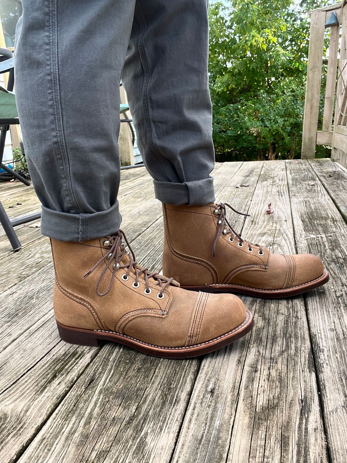 Photo by 617reasonswhy on October 6, 2023 of the Red Wing Iron Ranger in S.B. Foot Hawthorne Muleskinner.