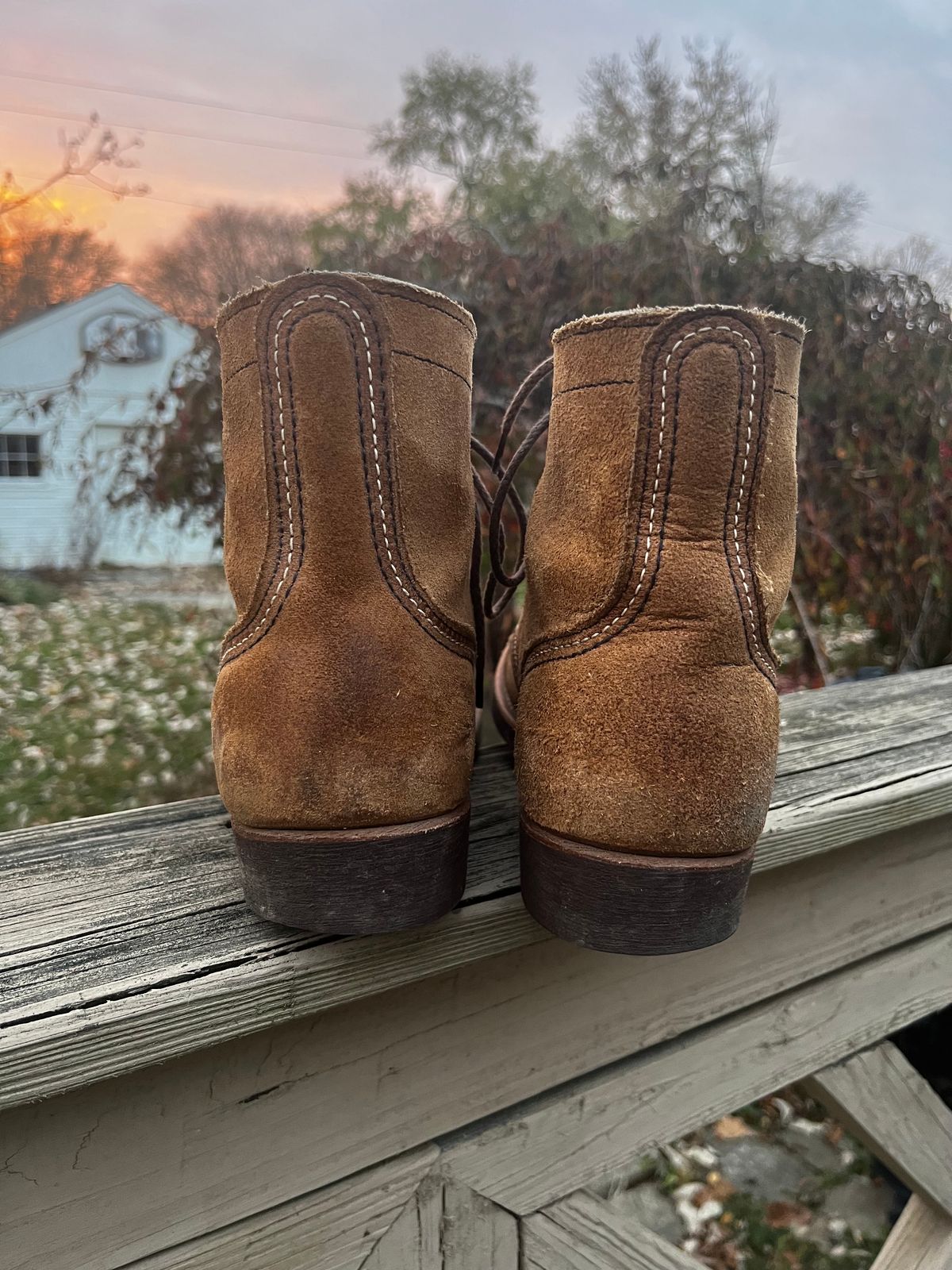 Photo by 617reasonswhy on November 4, 2023 of the Red Wing Iron Ranger in S.B. Foot Hawthorne Muleskinner.