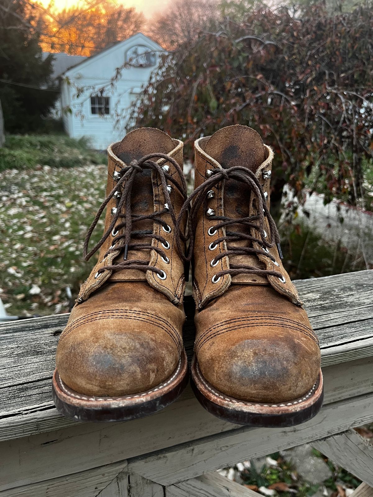 Photo by 617reasonswhy on November 4, 2023 of the Red Wing Iron Ranger in S.B. Foot Hawthorne Muleskinner.