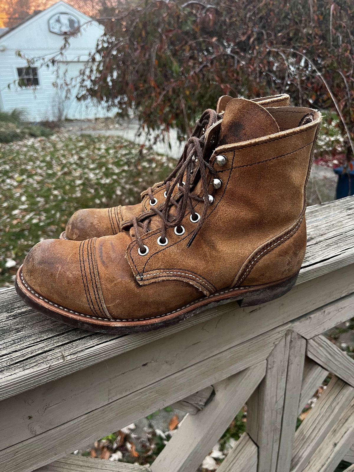 Photo by 617reasonswhy on November 4, 2023 of the Red Wing Iron Ranger in S.B. Foot Hawthorne Muleskinner.