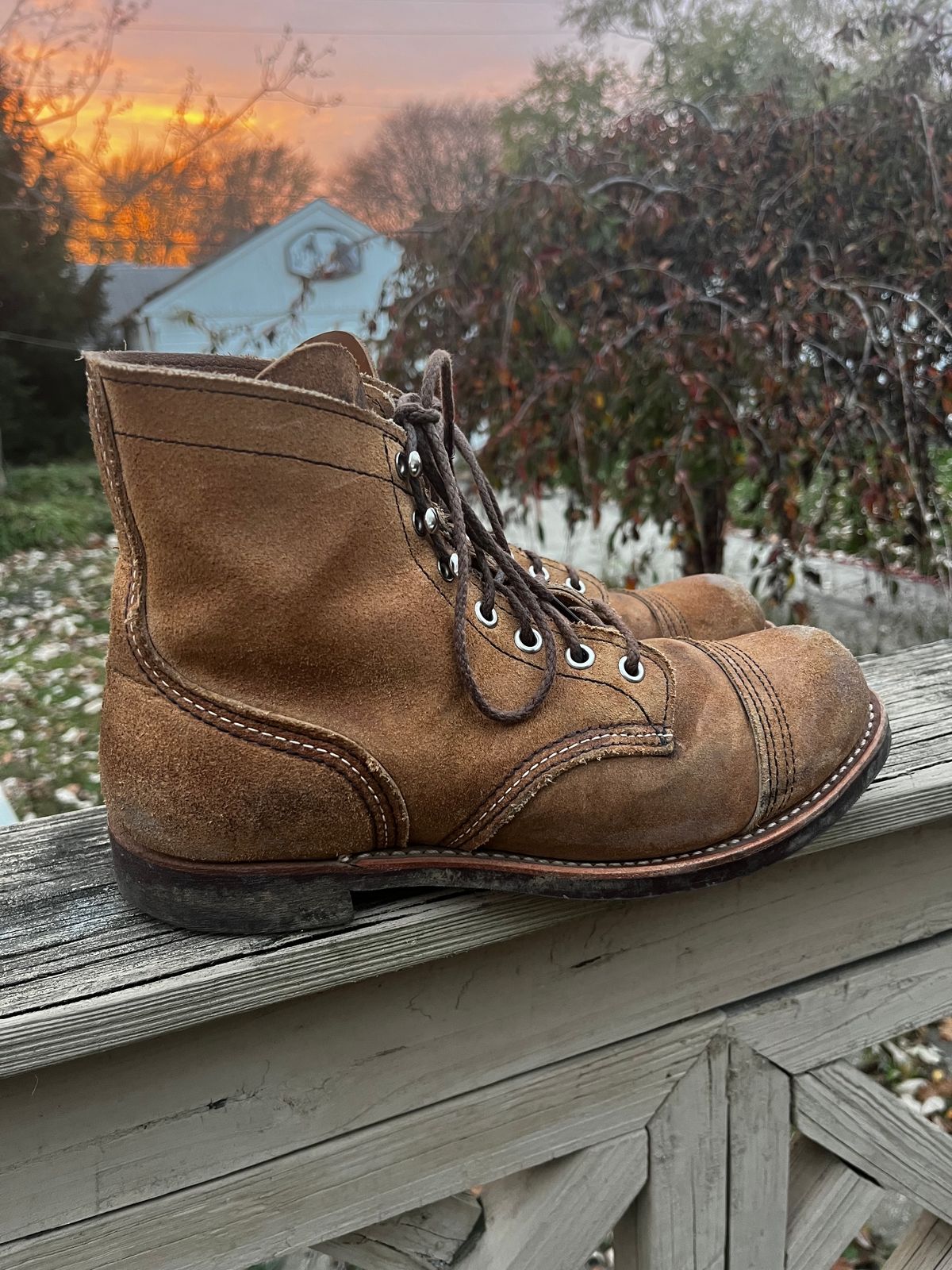 Photo by 617reasonswhy on November 4, 2023 of the Red Wing Iron Ranger in S.B. Foot Hawthorne Muleskinner.