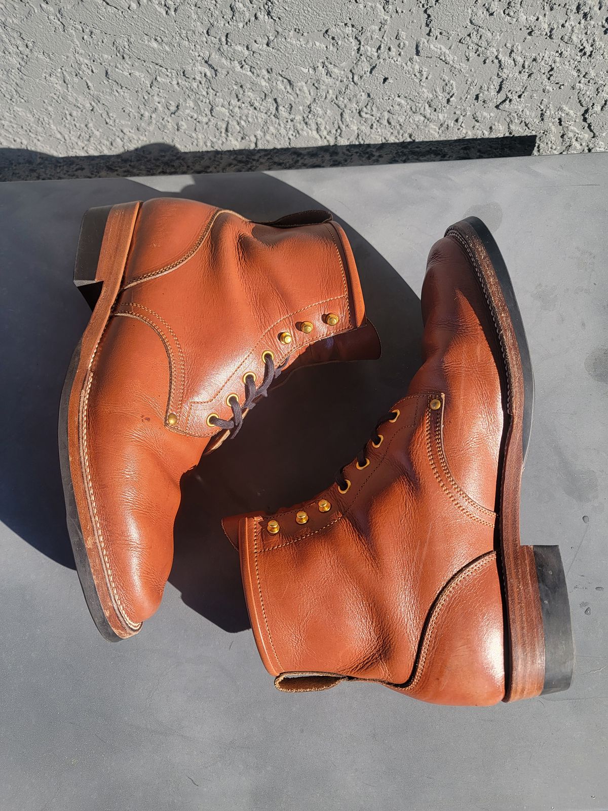 Photo by luisRuiz1125 on February 5, 2024 of the Iron Boots The Chosen One in S.B. Foot Teak Featherstone.