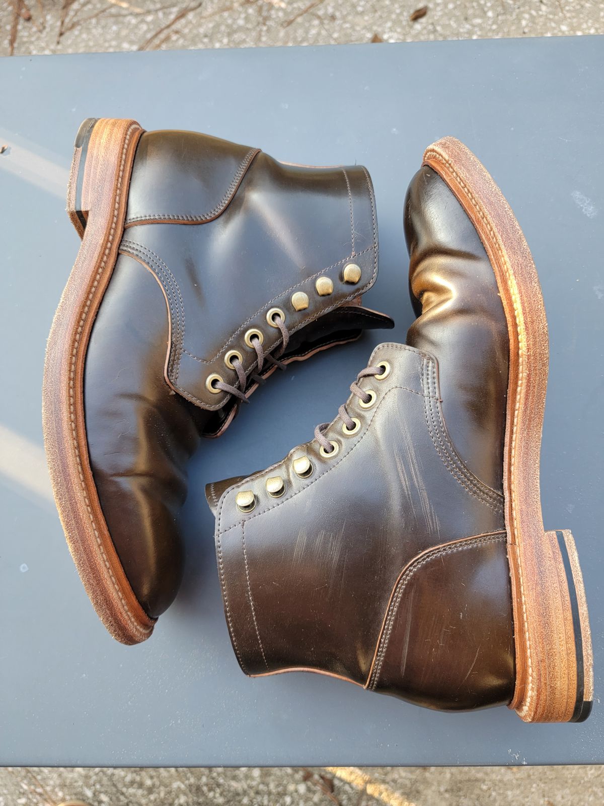 Photo by luisRuiz1125 on December 4, 2022 of the Grant Stone Diesel Boot in Horween Maduro Shell Cordovan.