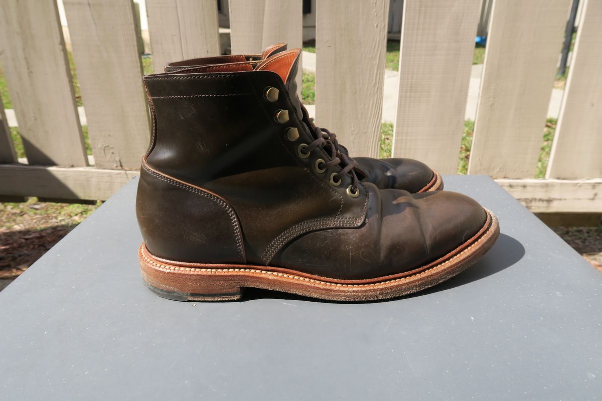 Photo by luisRuiz1125 on February 4, 2023 of the Grant Stone Diesel Boot in Horween Maduro Shell Cordovan.