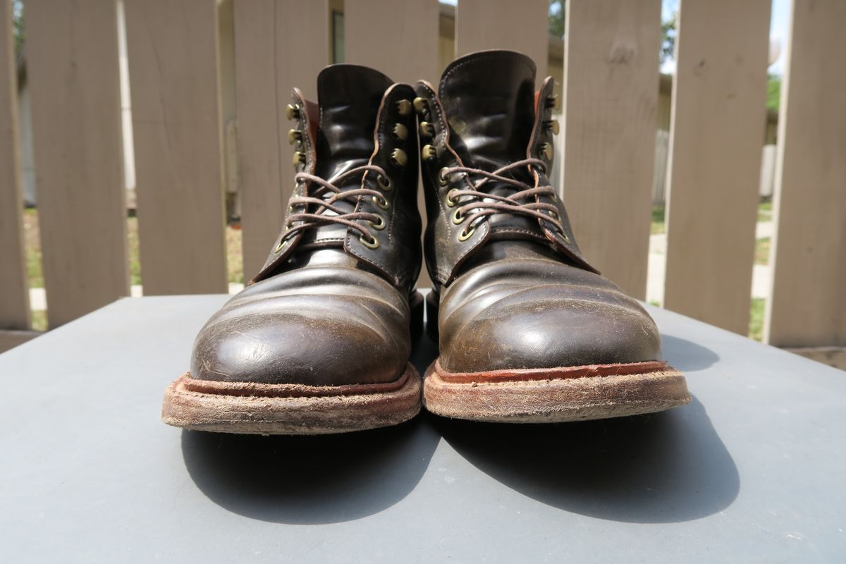 Photo by luisRuiz1125 on April 3, 2023 of the Grant Stone Diesel Boot in Horween Maduro Shell Cordovan.