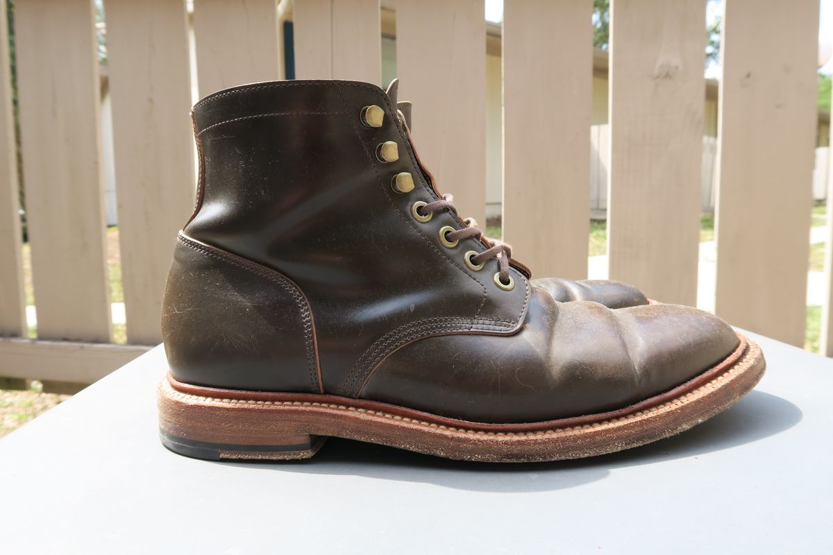 Photo by luisRuiz1125 on April 3, 2023 of the Grant Stone Diesel Boot in Horween Maduro Shell Cordovan.