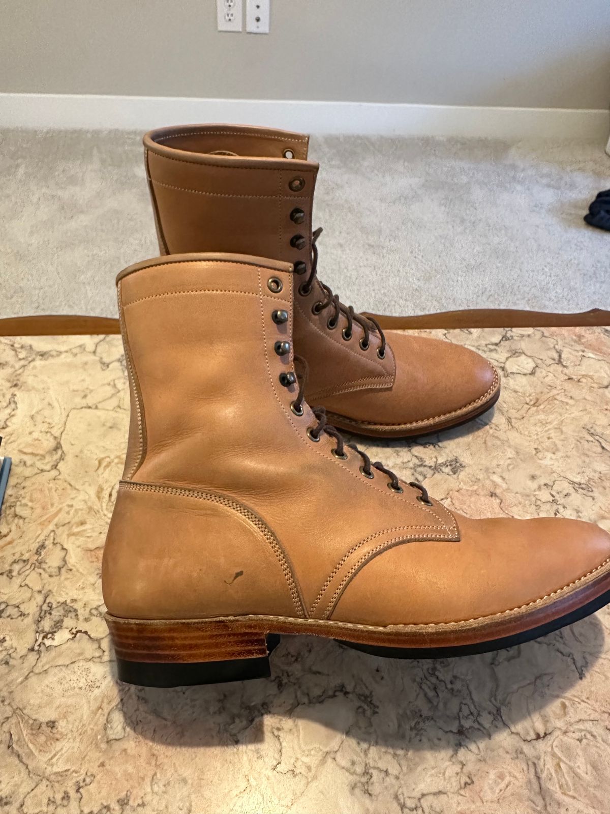 Photo by rrubes16 on November 5, 2023 of the Onderhoud SVC02 Packer Boot in Horween Natural Essex.