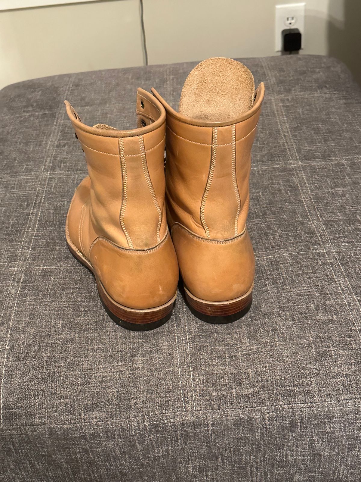 Photo by rrubes16 on January 6, 2024 of the Onderhoud SVC02 Packer Boot in Horween Natural Essex.