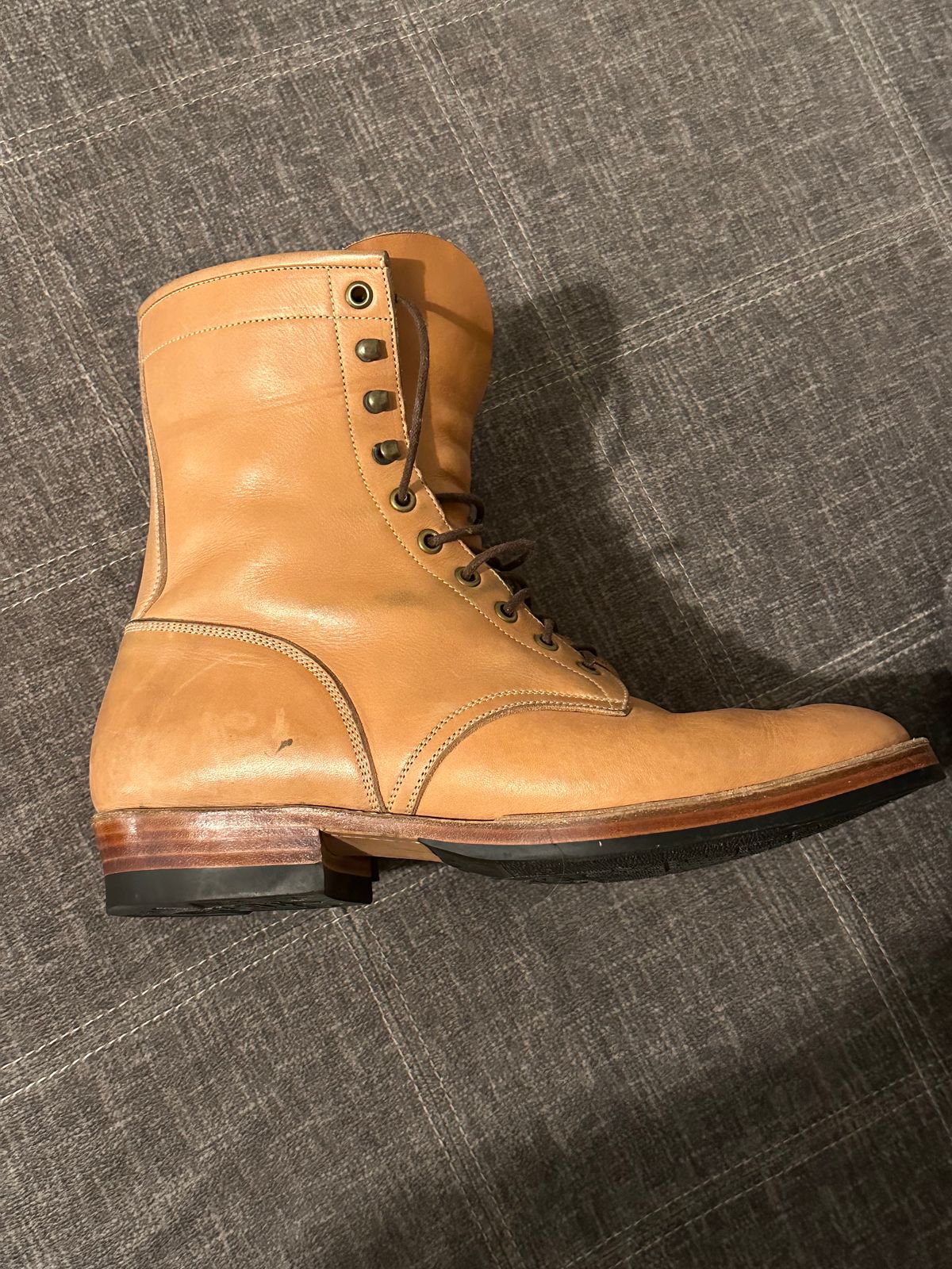 Photo by rrubes16 on January 6, 2024 of the Onderhoud SVC02 Packer Boot in Horween Natural Essex.