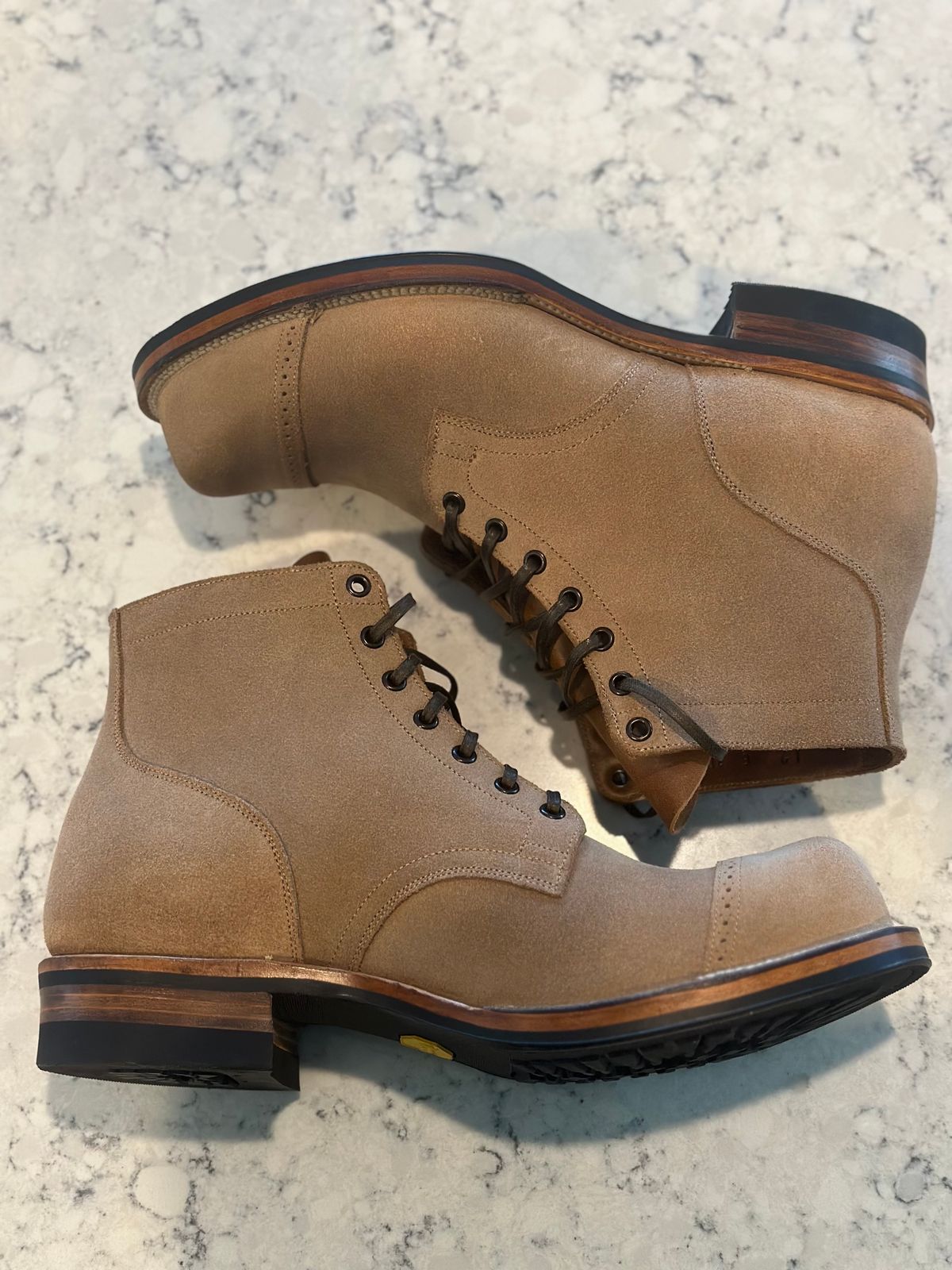 Photo by rrubes16 on October 2, 2024 of the Viberg Viberg/ 	The 310 N-1 Field Shoe in Marine Field Shoe leather.
