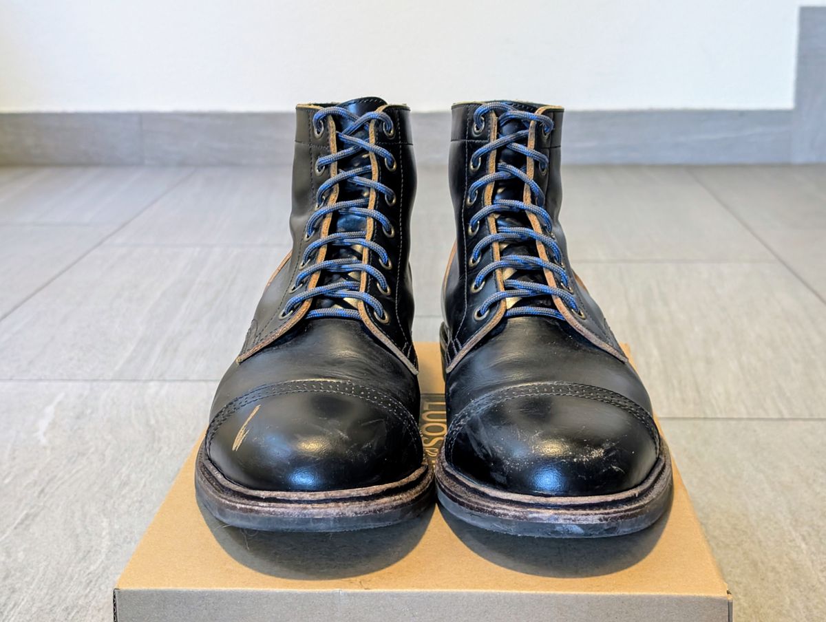 Photo by Marky on February 3, 2025 of the Luosjiet Service Boot in Black Teacore OTA.