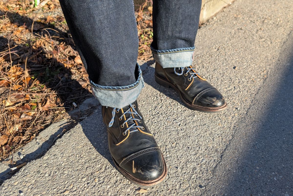 Photo by Marky on March 3, 2025 of the Luosjiet Service Boot in Black Teacore OTA.