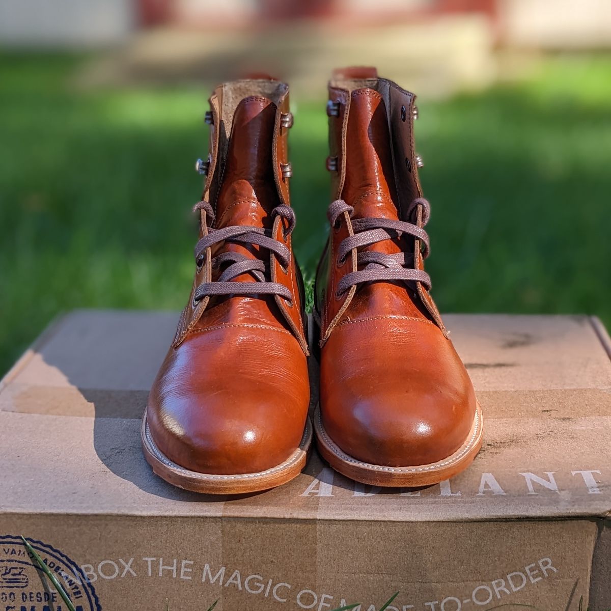 Photo by atgrey on October 1, 2023 of the Adelante The Havana in Chestnut Full Grain.
