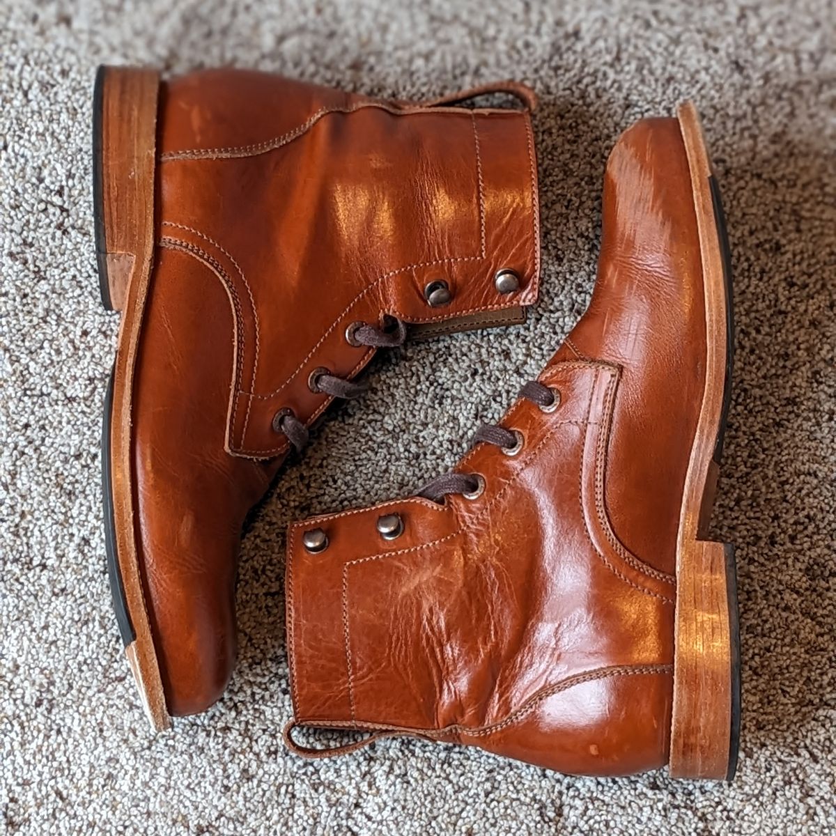 Photo by atgrey on November 4, 2023 of the Adelante The Havana in Chestnut Full Grain.