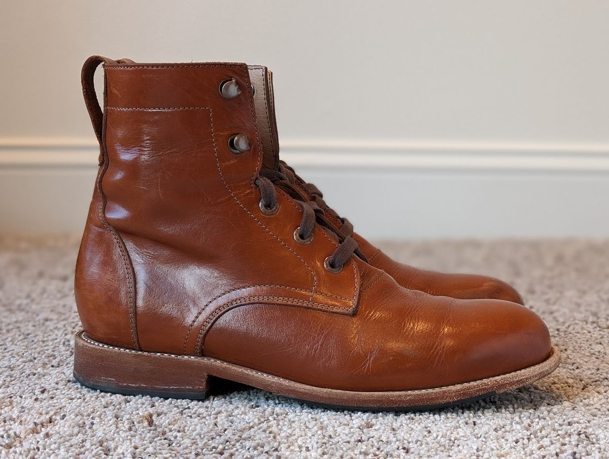 Photo by atgrey on March 5, 2024 of the Adelante The Havana in Chestnut Full Grain.