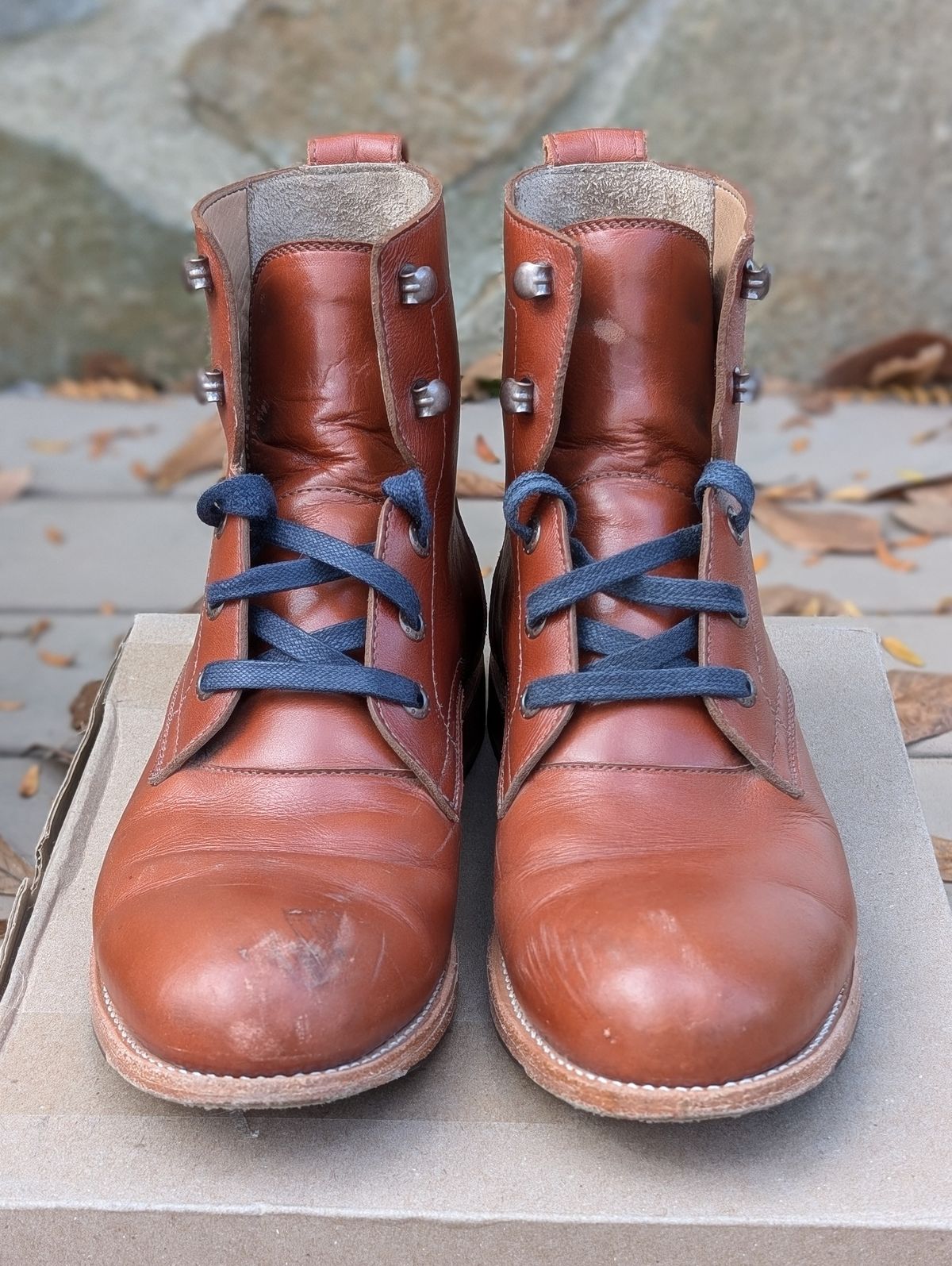 Photo by atgrey on November 1, 2024 of the Adelante The Havana in Chestnut Full Grain.