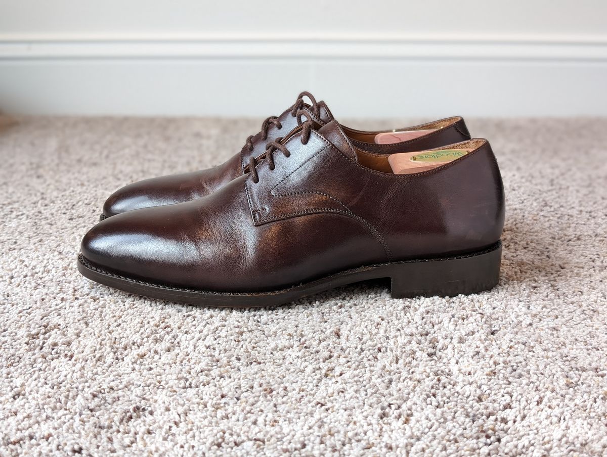Photo by atgrey on December 4, 2023 of the Blkbrd Shoemaker Xavier Plain Vamp Derby in Unknown Leather.