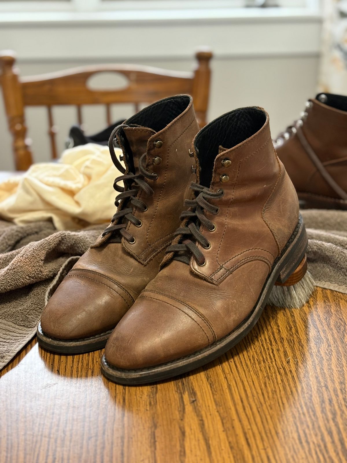 Photo by drew_15 on January 18, 2026 of the Thursday Captain in Terracotta Full Grain.