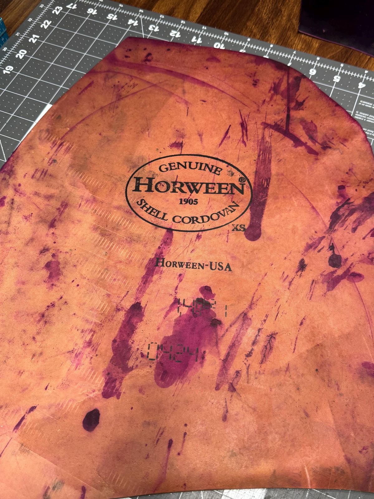 Photo by drew_15 on October 17, 2025 of the Pacific Handmade 3 Pocket Cardholder in Horween Amaretto Shell Cordovan.