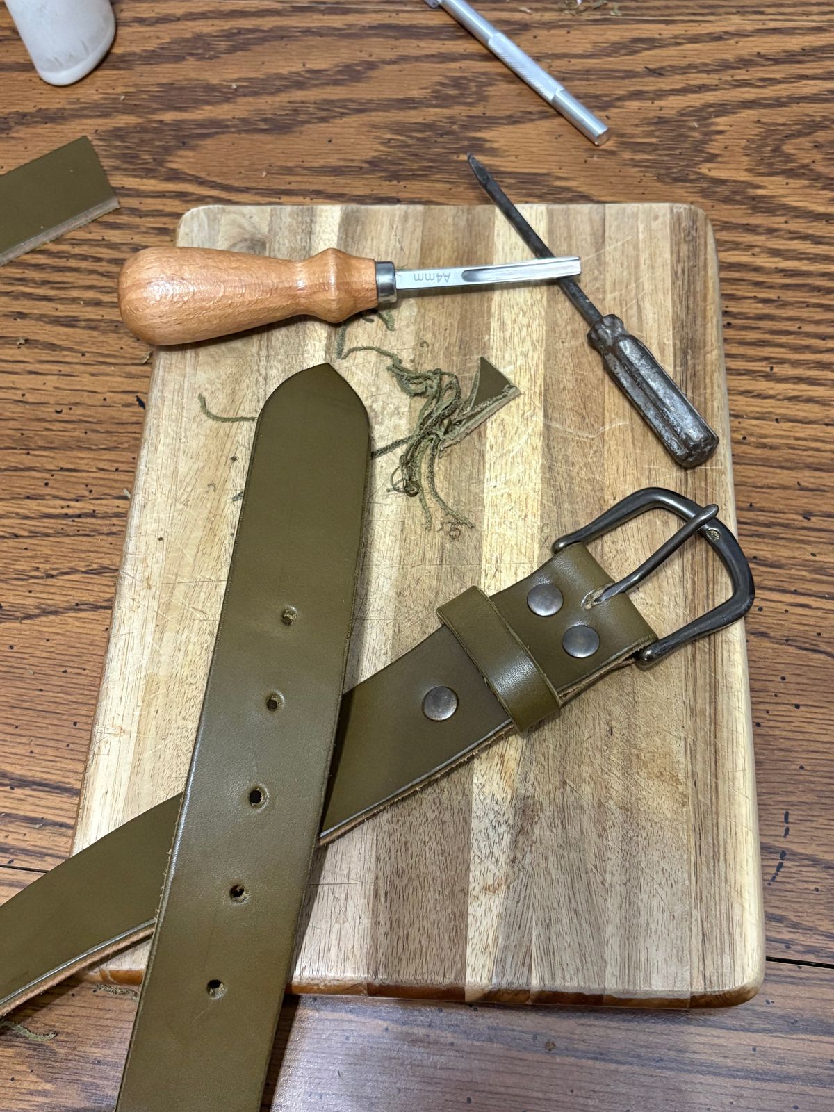 Photo by drew_15 on April 23, 2026 of the Self-Made Belt in Wickett & Craig Olive English Bridle.