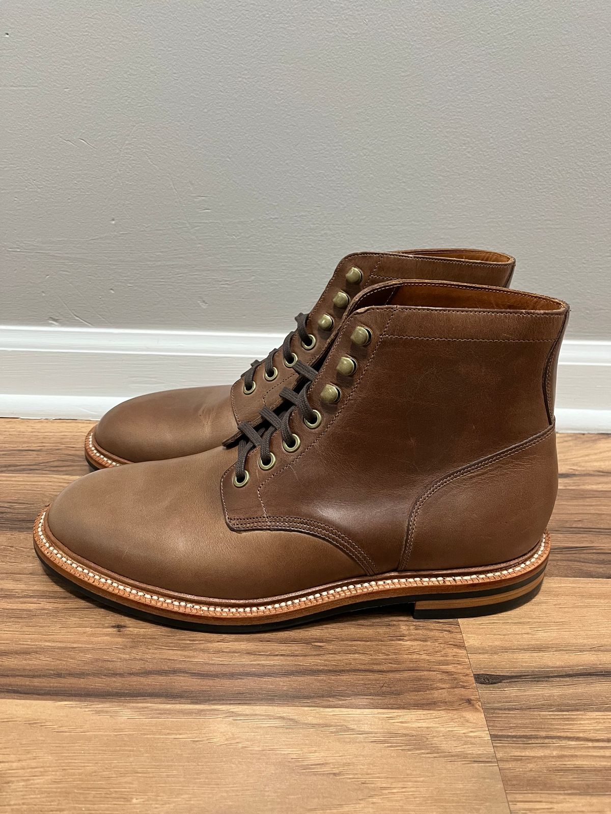 Photo by drew_15 on December 1, 2023 of the Grant Stone Diesel Boot in Horween Dune Chromexcel.