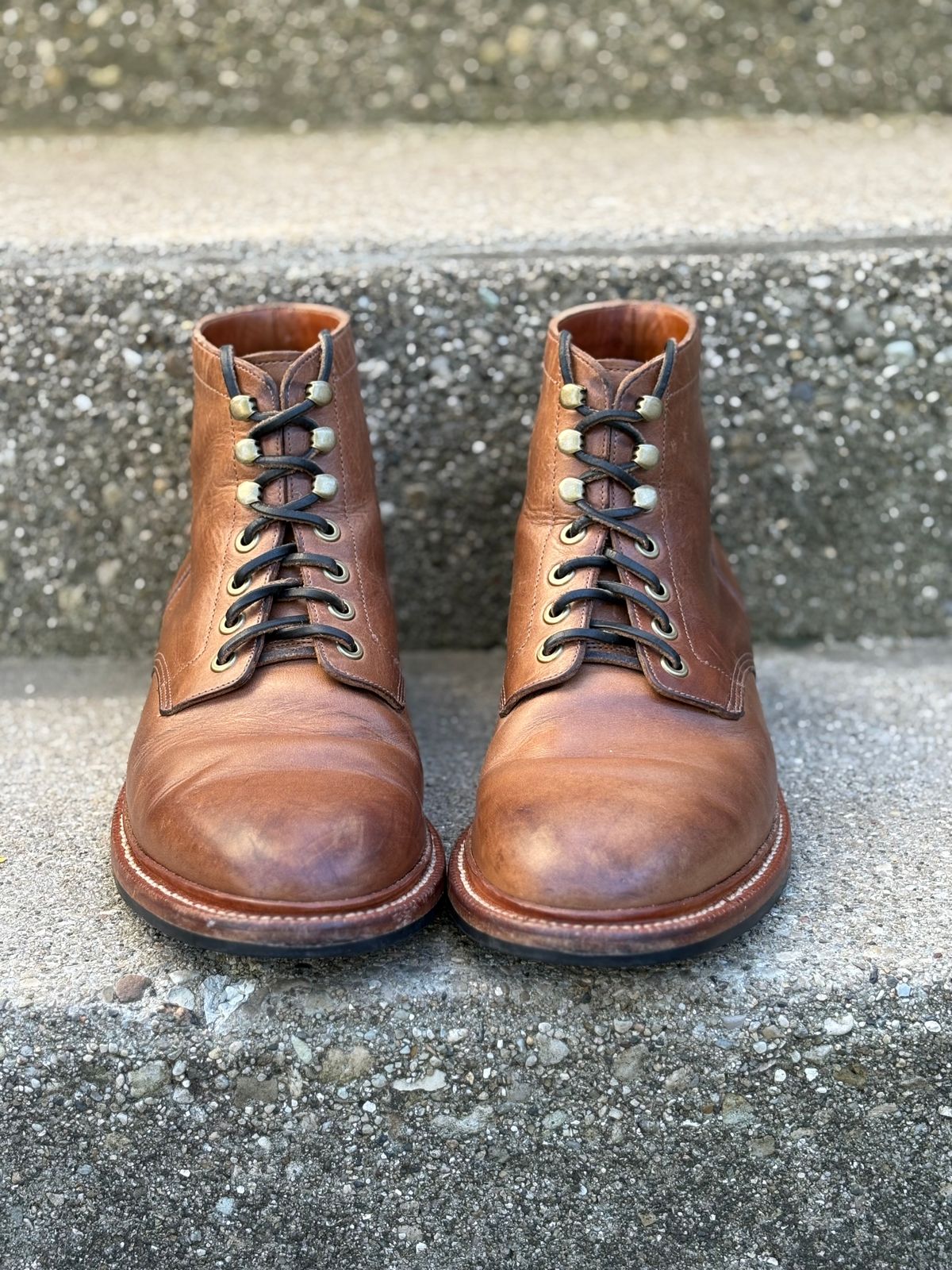 Photo by drew_15 on October 5, 2025 of the Grant Stone Diesel Boot in Horween Dune Chromexcel.