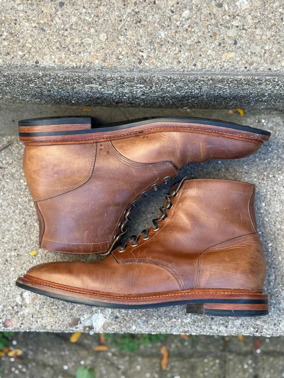 Photo by drew_15 on October 5, 2025 of the Grant Stone Diesel Boot in Horween Dune Chromexcel.