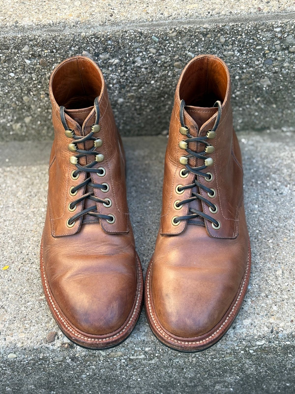 Photo by drew_15 on October 5, 2025 of the Grant Stone Diesel Boot in Horween Dune Chromexcel.