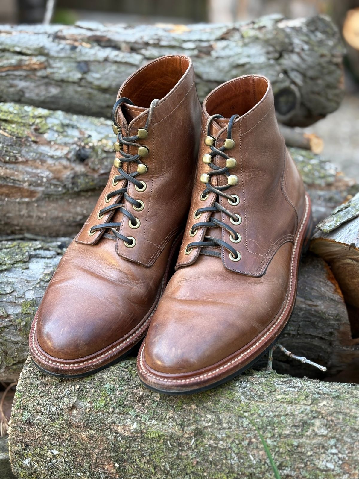 Photo by drew_15 on November 3, 2025 of the Grant Stone Diesel Boot in Horween Dune Chromexcel.