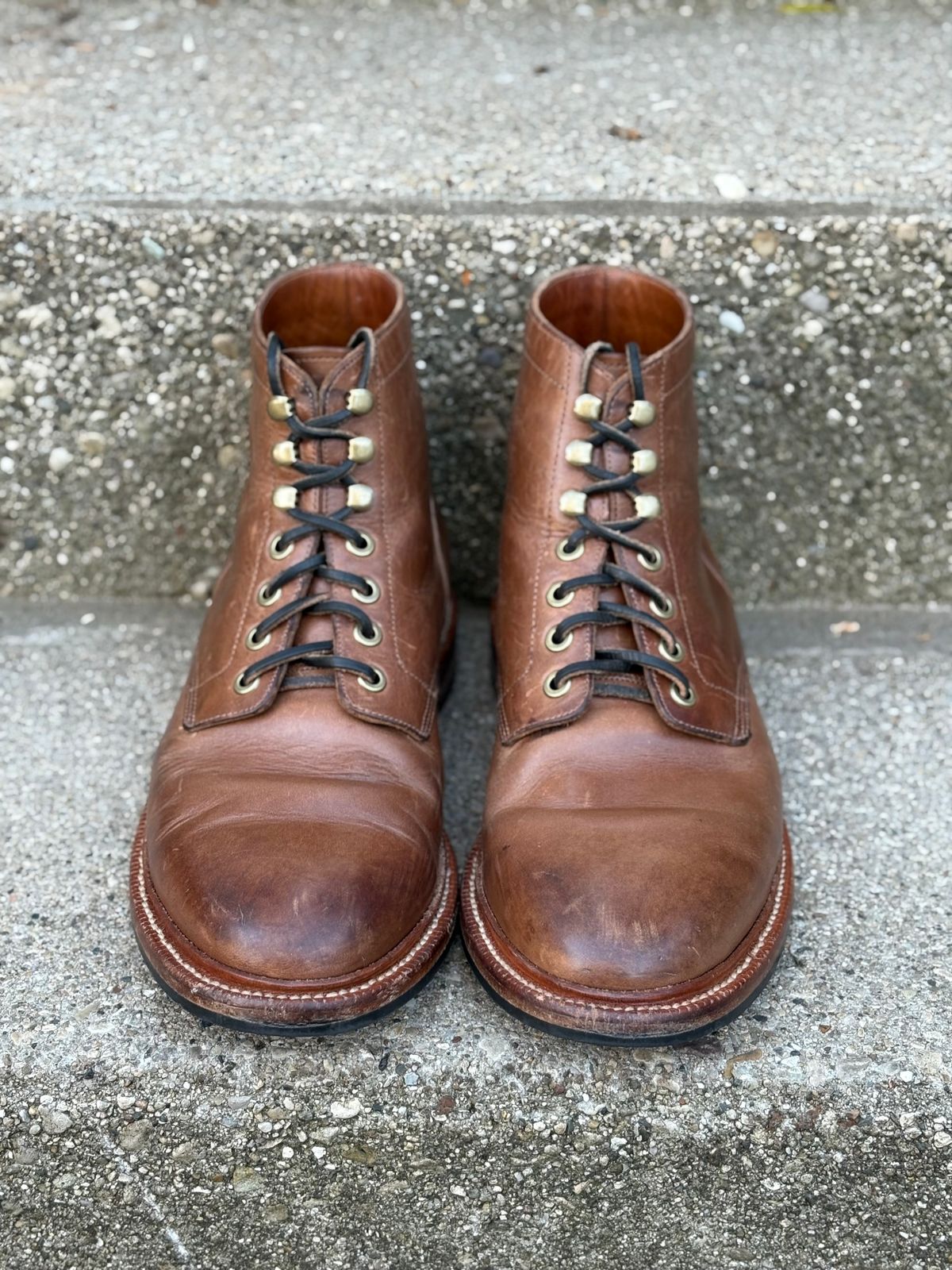Photo by drew_15 on November 3, 2025 of the Grant Stone Diesel Boot in Horween Dune Chromexcel.
