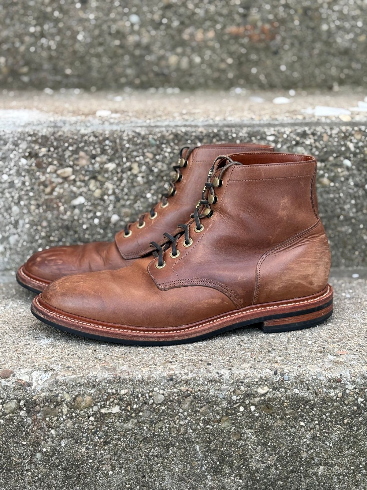 Photo by drew_15 on December 5, 2025 of the Grant Stone Diesel Boot in Horween Dune Chromexcel.