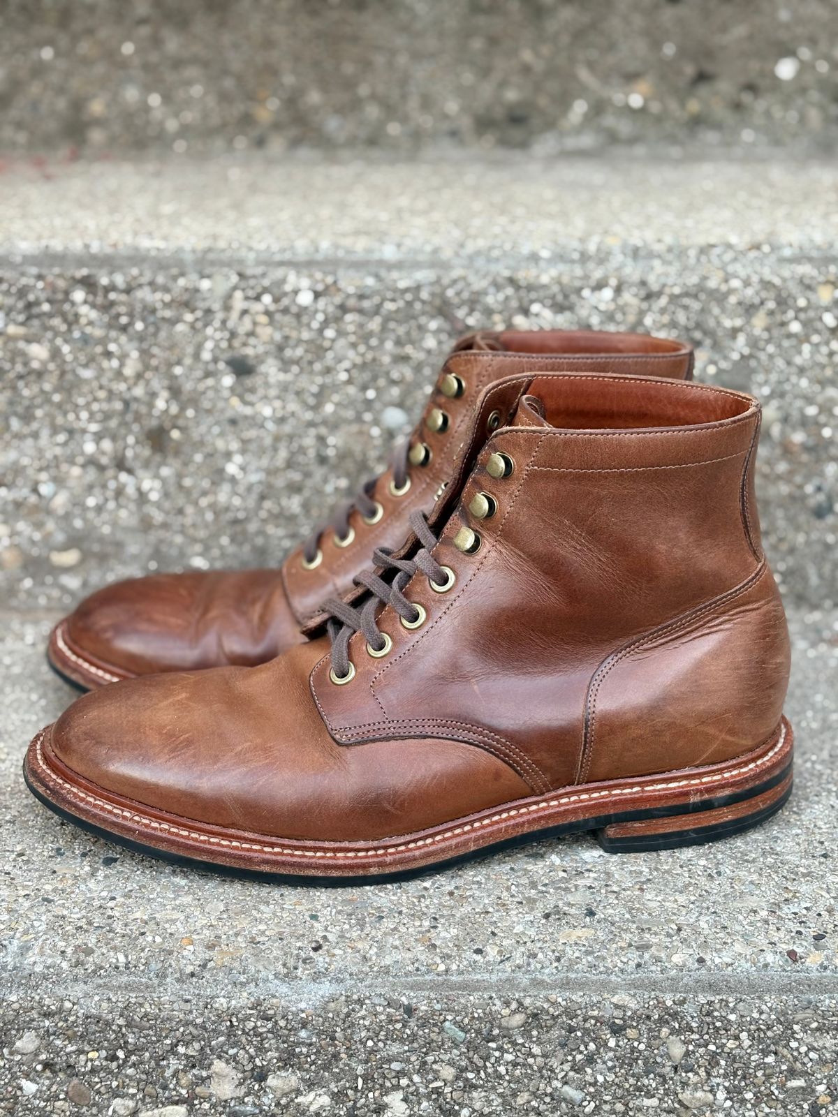 Photo by drew_15 on March 2, 2026 of the Grant Stone Diesel Boot in Horween Dune Chromexcel.