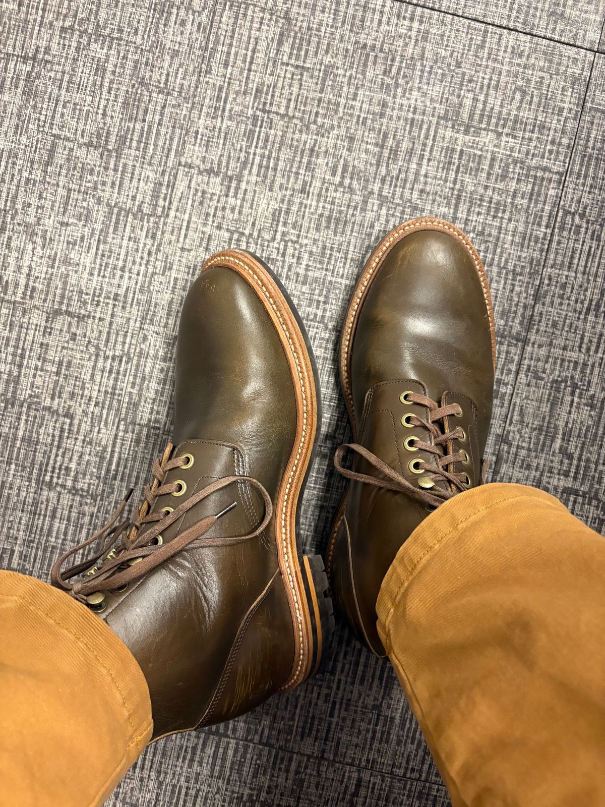 Photo by drew_15 on March 24, 2026 of the Grant Stone Diesel Boot in Horween Dark Olive Chromexcel.