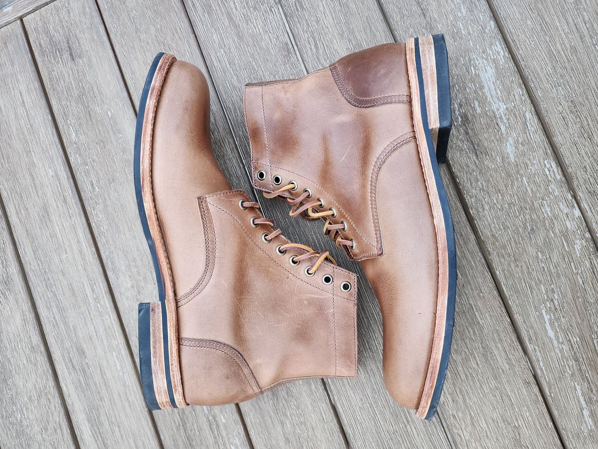 Photo by kobEsq on October 7, 2023 of the Oak Street Bootmakers Trench Boot in Horween Natural Chromexcel.